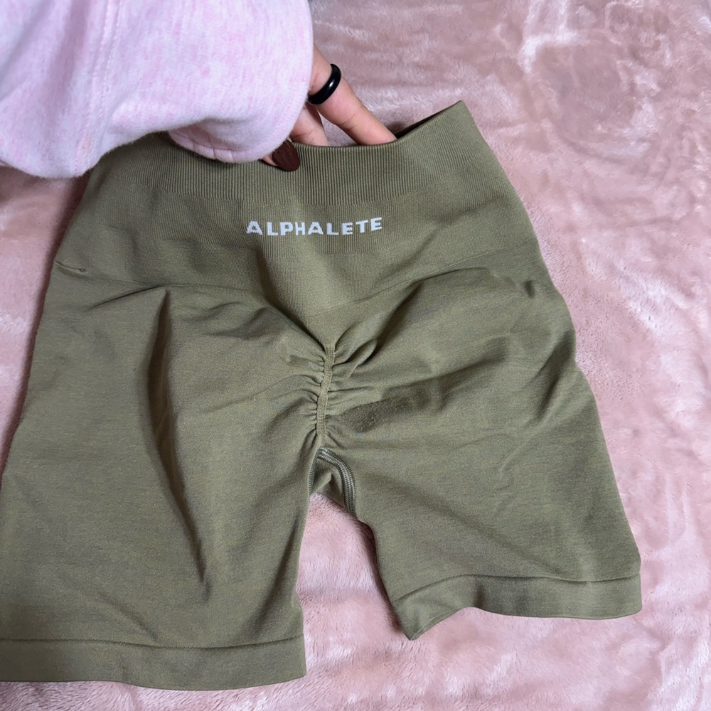 Alphalate Amplify Short Small